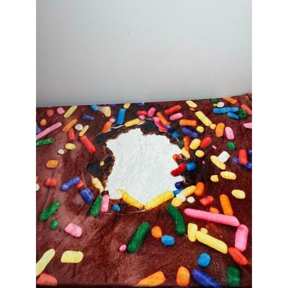 Novelty Giant Food Blanket Throw Round Coffee Glazed Donut 58” Diameter